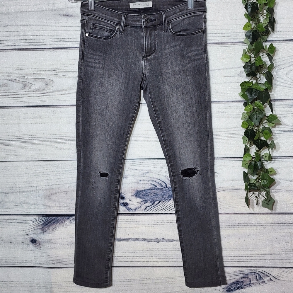 Banana Republic Dark Gray Low Rise Distressed Denim Skinny Jeans, Size 24P